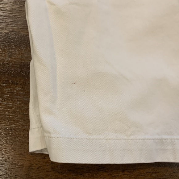 Vineyard Vines Shorts - Picture 3 of 7